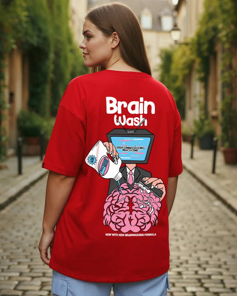 بيواكوف Women's Red Brain Wash Graphic Printed Oversized Plus Size T-shirt